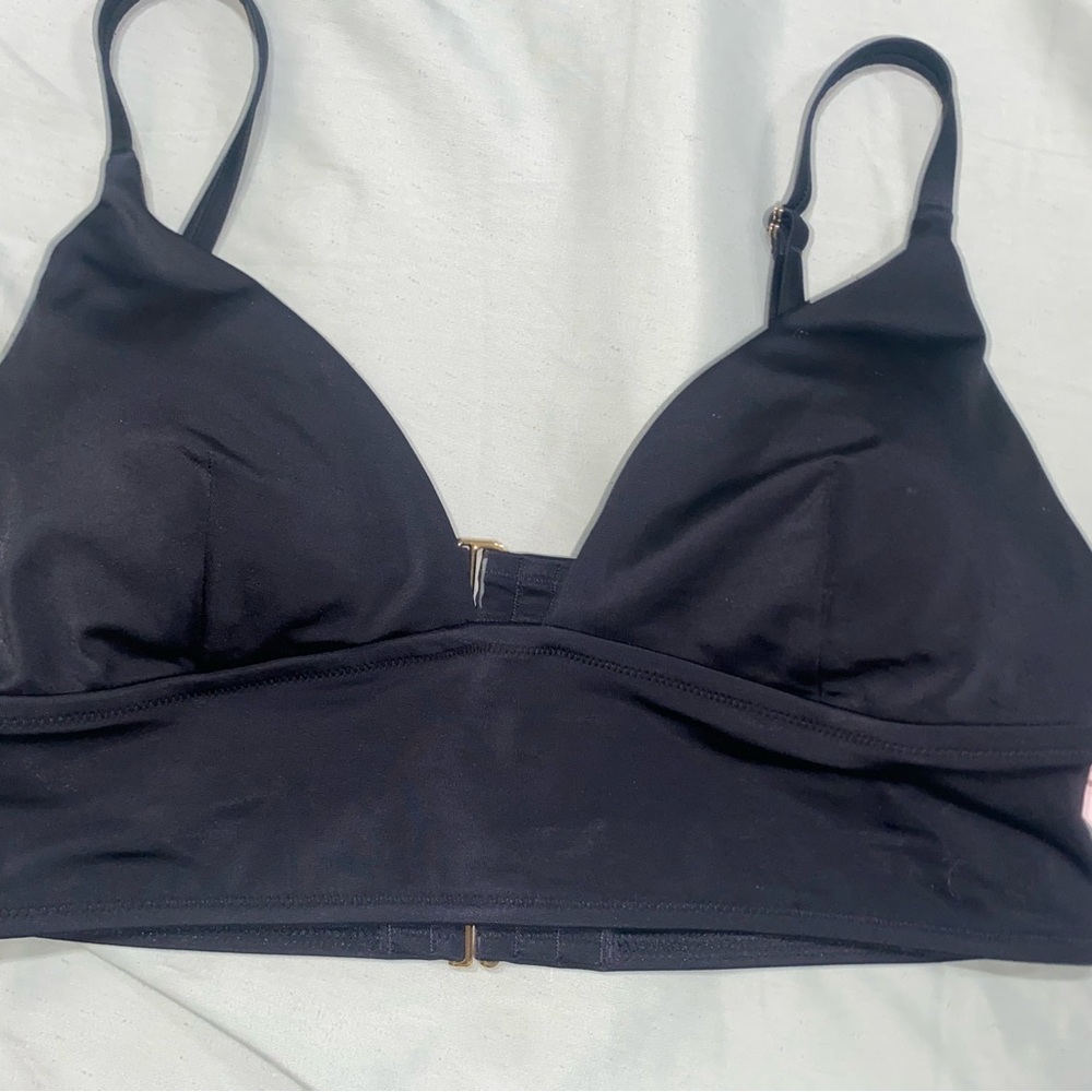 Black Women's bathing suite top